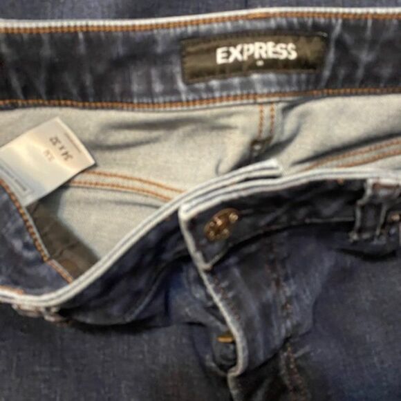 Express Slim distressed 5 pocket jeans, size 34/32 - Picture 3 of 3